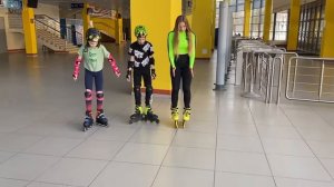 КАК НАУЧИТЬСЯ КАТАТЬСЯ НА РОЛИКАХ  Как тормозить и поворачивать