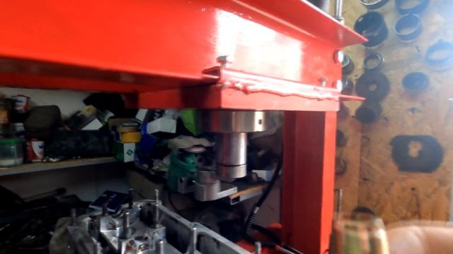 SKODA OCTAVIA A4 Tour 1.6 AKL ремонт ГБЦ смотреть онлайн