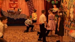 Танец: "Кружится пусть вальс!