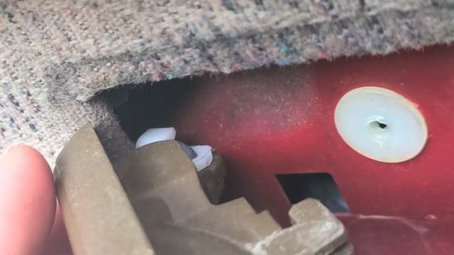 how to replace 1st gen tacoma interior door handle (3 minute job) смотреть онлайн