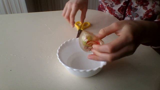 разрезаю игрушку мячик смотреть онлайн