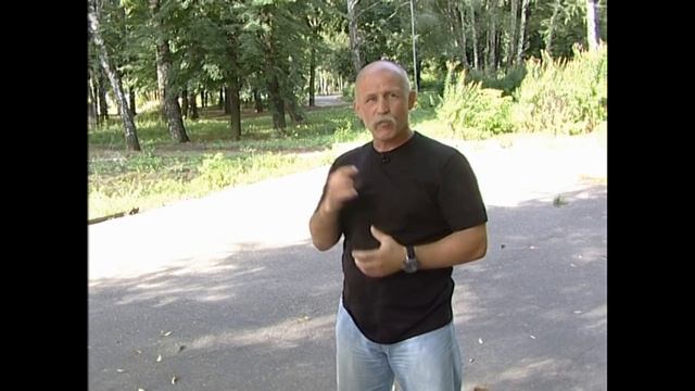 Удар ногой навстречу с добиванием Авторская ТВ передача Валерия Крючкова Защити себя сам 2012 год смотреть онлайн