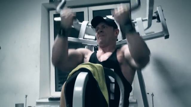 IFBB Kiril Iliev : Road to IFBB Austria 2014 " BACK " смотреть онлайн