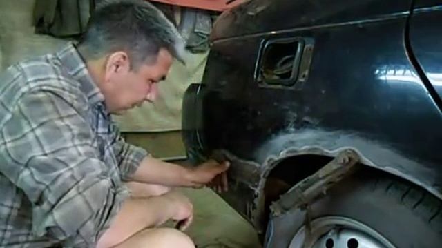 Как покрасить и обработать ржавчину на задних арках 2110-часть 1(начало) смотреть онлайн
