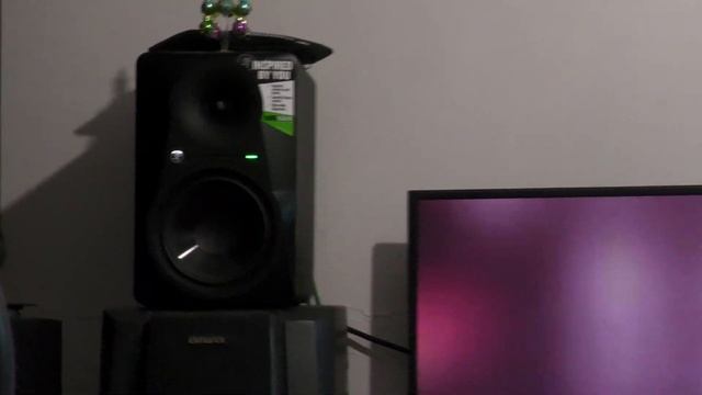 Mackie MR624 - Hello смотреть онлайн