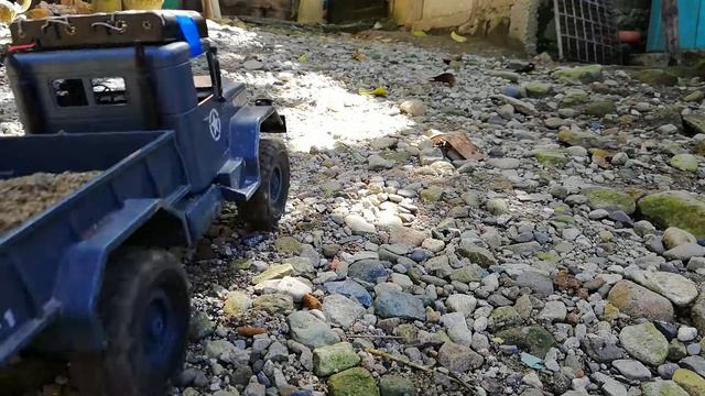 WPL B-1 1/16 Off-Road 4x4 RC Crawler - Extreme and Tough Crawling!! смотреть онлайн