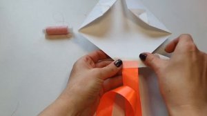 Воздушный змей из бумаги