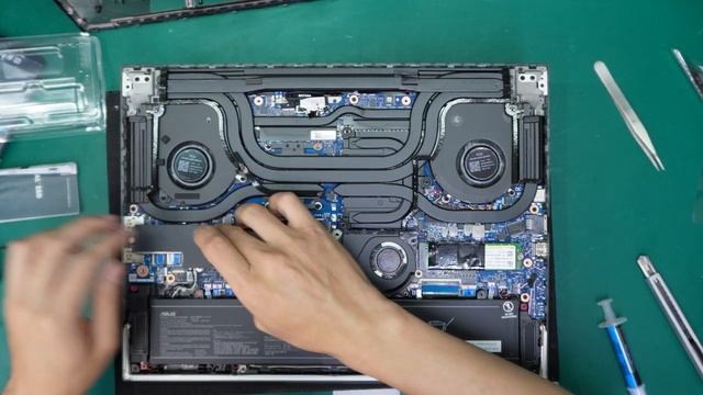 ?精湛之路? 不緊張小教室 EP09 開學季 電腦採購 特輯 筆電笑能 or 桌機效能 ~i9頂規筆電 跑出一個空虛? 頂規 桌機與筆電的大抉擇~都幾? 聰明的玩家都是選..... 精湛電腦 精讚~ смотреть онлайн