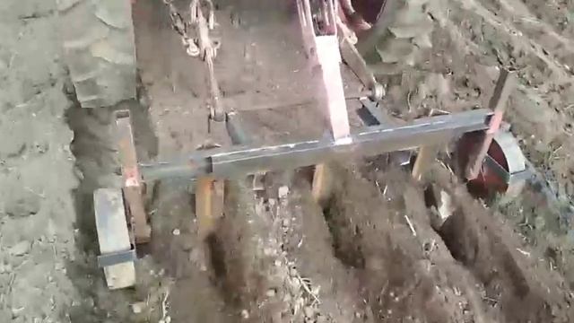 Т-25 нарезка борозд под чеснок смотреть онлайн
