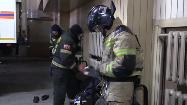 Тренировка студентов Кадуйского энергетического колледжа по отработке нормативов смотреть онлайн