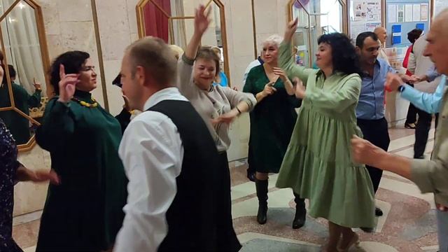 На берегу Чу....... 04.11.23. смотреть онлайн