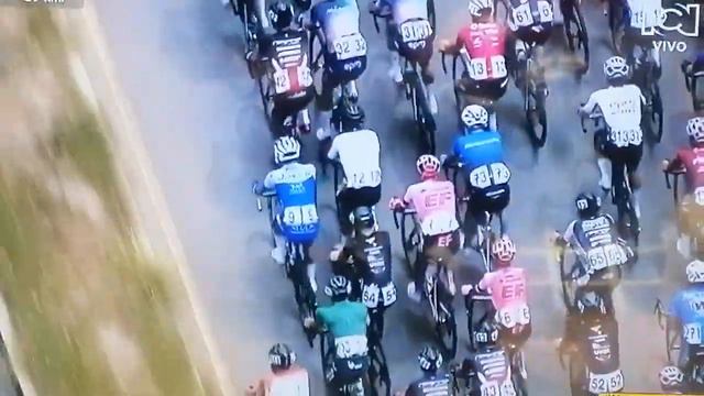 Juan Manuel Barbosa, Juan Diego Alba, momentos de nacionales de ruta 2023. смотреть онлайн