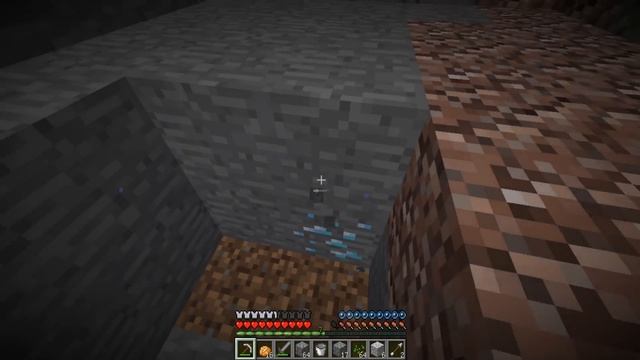 КАК СКРАФТИТЬ РАДУЖНЫЙ ТОПОР БОГА В МАЙНКРАФТ?! СЕКРЕТНЫЙ КРАФТ