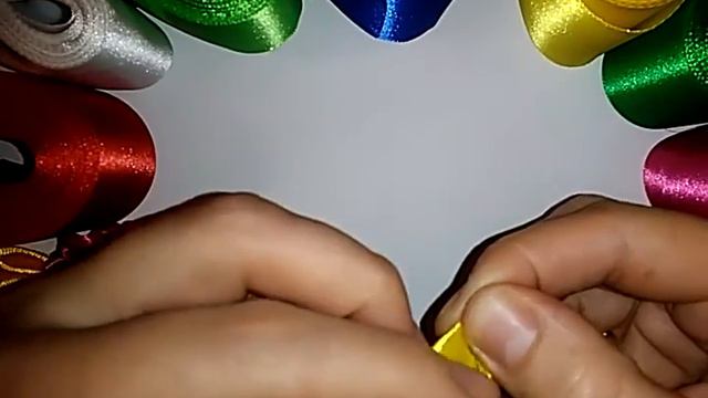Лепесток для цветов из атласных лент Канзаши мастер класс смотреть онлайн
