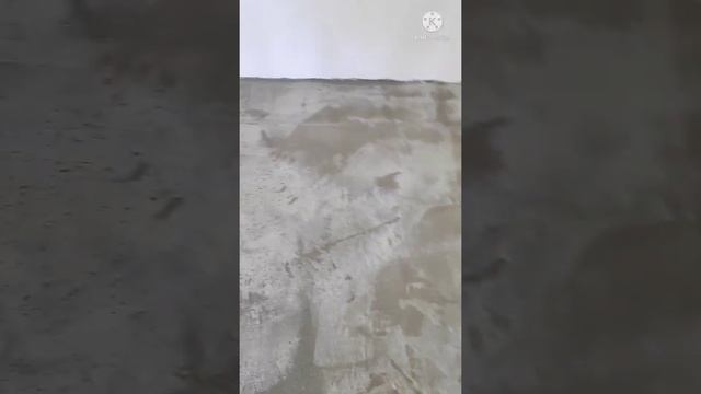 Продолжение ремонта бетонного пола. Завершающий процесс прошкрябывание клея? смотреть онлайн