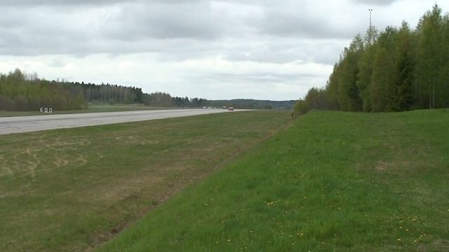 Uncut exterior Angle 2 302 km/h / 188 mph Ferrari F12Berlinetta vs Toyota Supra 790 RWHP 904 Nm смотреть онлайн