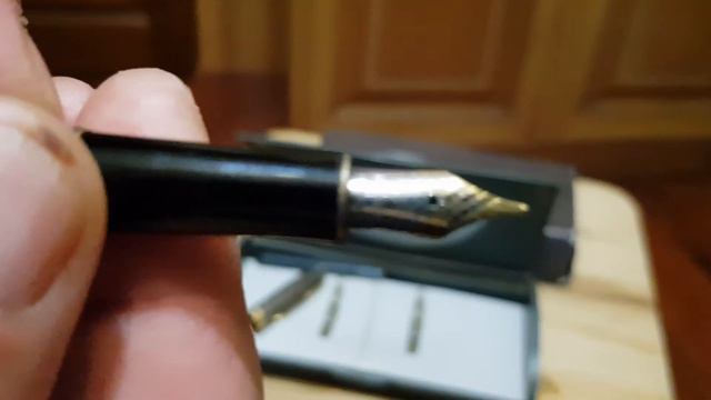 Parker "Sonnet" с золотым пером 18К, родиевое покрытие смотреть онлайн