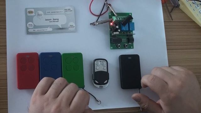 Auto Scan RF Multi Frequency Universal Remote Control Duplicator larissa@scimagic.com.cn смотреть онлайн