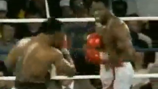 Larry Holmes смотреть онлайн