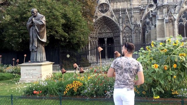 Франция. Потерял дар речи. Приключения русских в Париже смотреть онлайн
