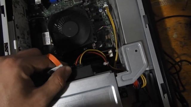 Dell Inspiron 3647 - Upgrade para Intel Xeon E3 1225 V3 - 8GB DDR3 + SSD 120GB + GALAX GT 1030 LP смотреть онлайн