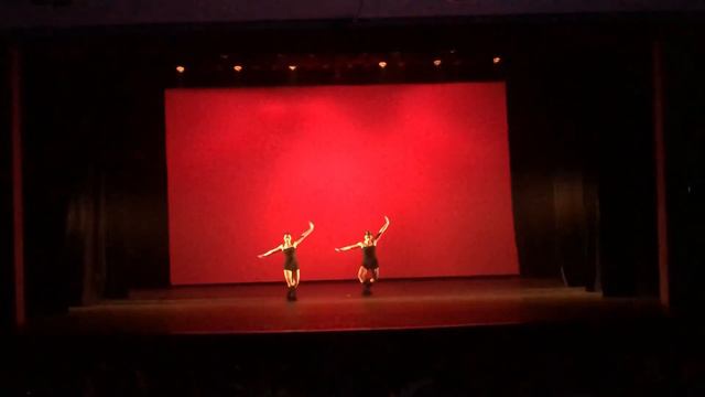 Expressão e Arte Studio de Dança - Duo estilo livre "Duálogo" смотреть онлайн