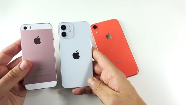 iPhone 12 Mini Size vs iPhone XR смотреть онлайн