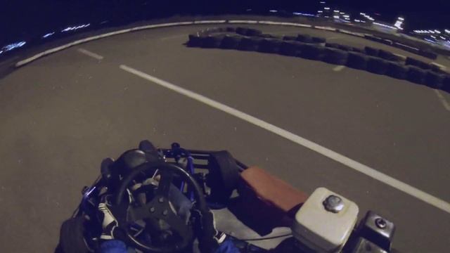 Быстрый круг по треку Formula KART OZ Moll смотреть онлайн