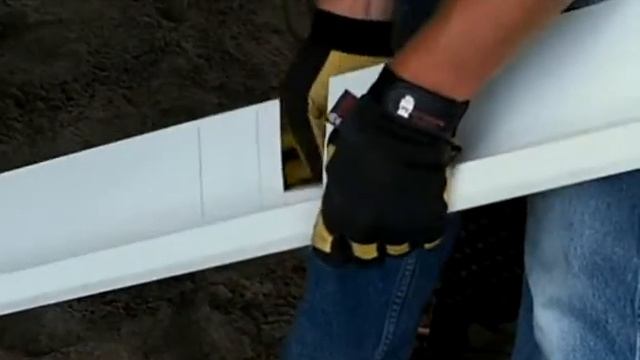 Монтаж фиброцементных панелей: 08 Нижний капельник KMEW