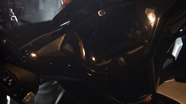 Yamaha NVX AEROX 155 Starting The Bike Without Smart Key смотреть онлайн