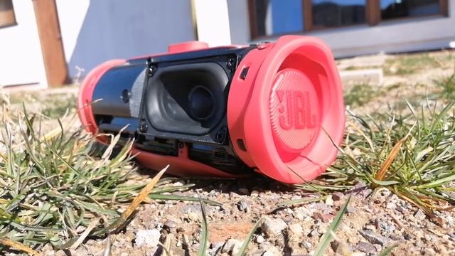 JBL CHARGE 4 [GG] PERFECT FOCUS [4K] смотреть онлайн