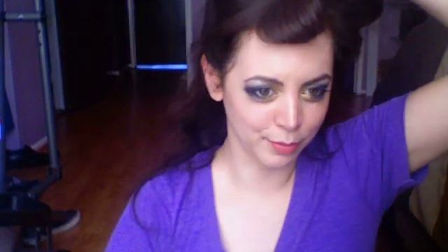 Pin-up '40s hairstyle (victory rolls) in under 5 mins. смотреть онлайн