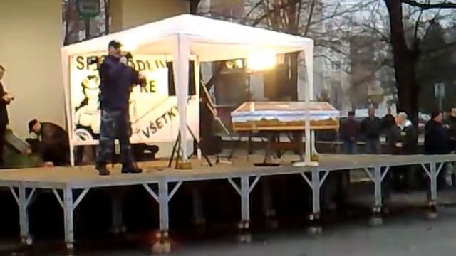 Marian Kotleba - Ľudia proti totalite, Lipany 17. 11. 2009 смотреть онлайн