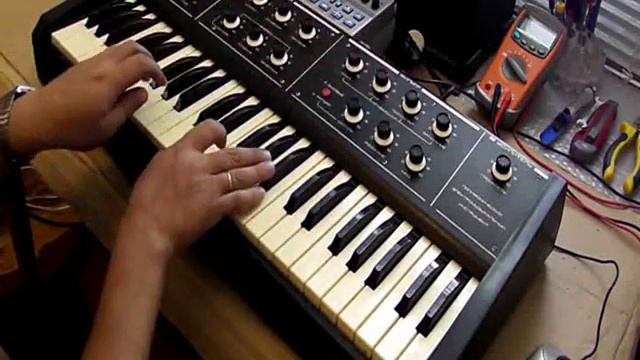 FAEMI-1M soviet analog synthesizer ФАЭМИ-1М смотреть онлайн