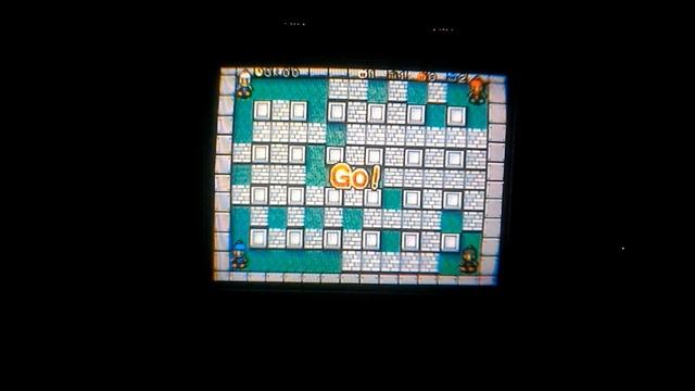 Jogatina de Domingo: Bomberman Tournament (Game Boy Advance) смотреть онлайн
