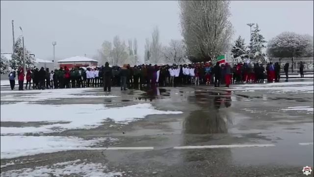 Встреча в аэропорту города Грозного легендарного боксёра Флойда Мейвезера младшего. смотреть онлайн