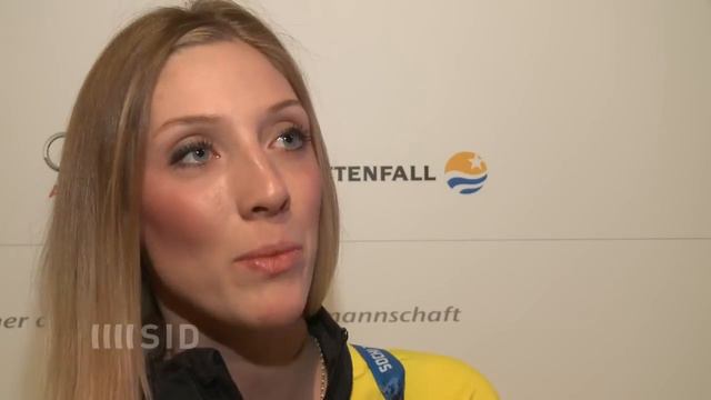 Snowboarderinnen glücklich über zwei Medaillen смотреть онлайн