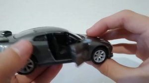 Распаковка игрушечных машинок для детей