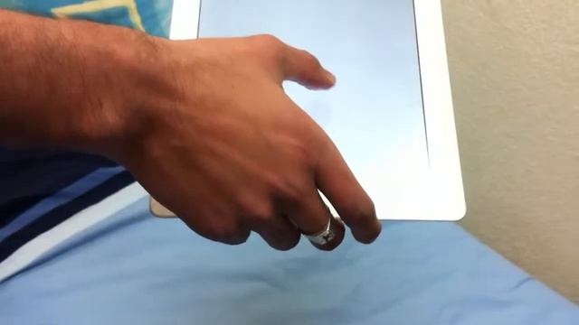 IPad 4 vs Laptop смотреть онлайн