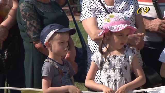 Встречаем лето ярко! смотреть онлайн