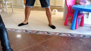 Амелька стала МАЛЬЧИКОМ! Папа случайно нажал неизвестную кнопку на Чудо Пульте!