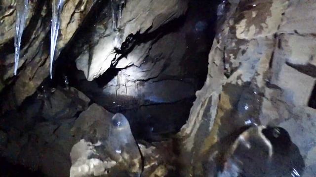 Лужба. Пещера Бредихинская. Поднебесные Зубья смотреть онлайн