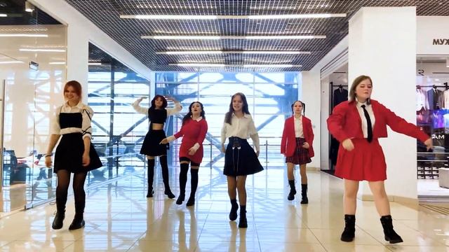 [K-POP IN PUBLIC I ONE TAKE] EVERGLOW (에버글로우) - Bon Bon Chocolat (봉봉쇼콜라) DANCE COVER by C'UWER смотреть онлайн