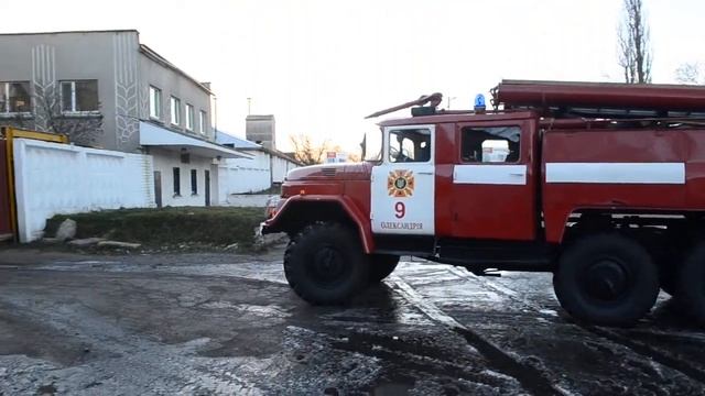 Пожежа на елеваторі смотреть онлайн