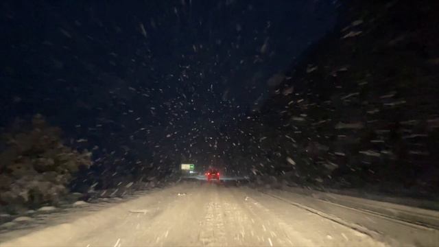 Driving home for Christmas, full track with stunning snow covered roads!! смотреть онлайн