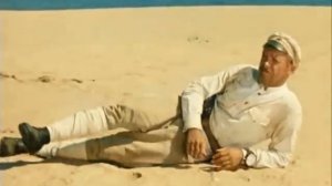 из кф Белое солнце пустыни - Песня Булата Окуджавы -Ваше благородие, поёт Павел Луспекаев.