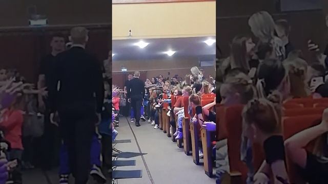 Хабиб в Находке вышел в зал смотреть онлайн