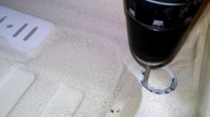 Каменная мойка сверлим отверстие