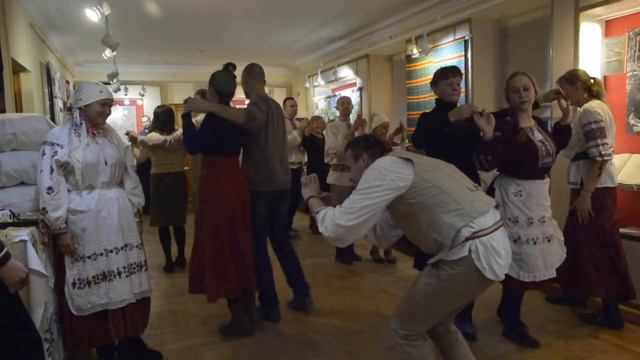 Танцы под гармошку в филиале Ветковского музея. Гомель смотреть онлайн