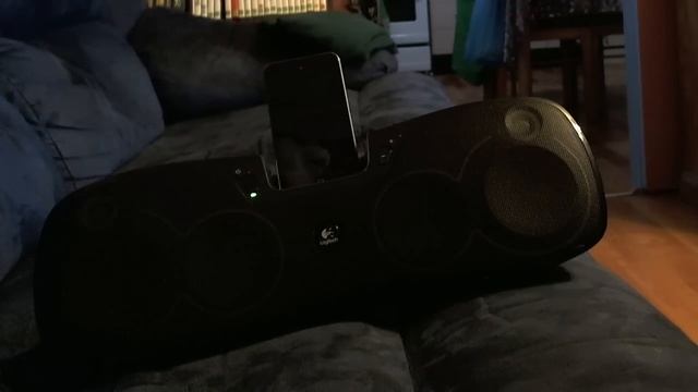 Logitech S715i Sound Test смотреть онлайн